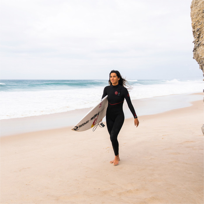 Rip Curl Wetsuit Giveaway: Flashbomb Fusion - SurfGirl Magazine