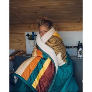2020 Voited Recycelte Cloudtouch Indoor / Outdoor Camping Kissen Decke V20un01blctc - Schpfer Unter Den Wlfen