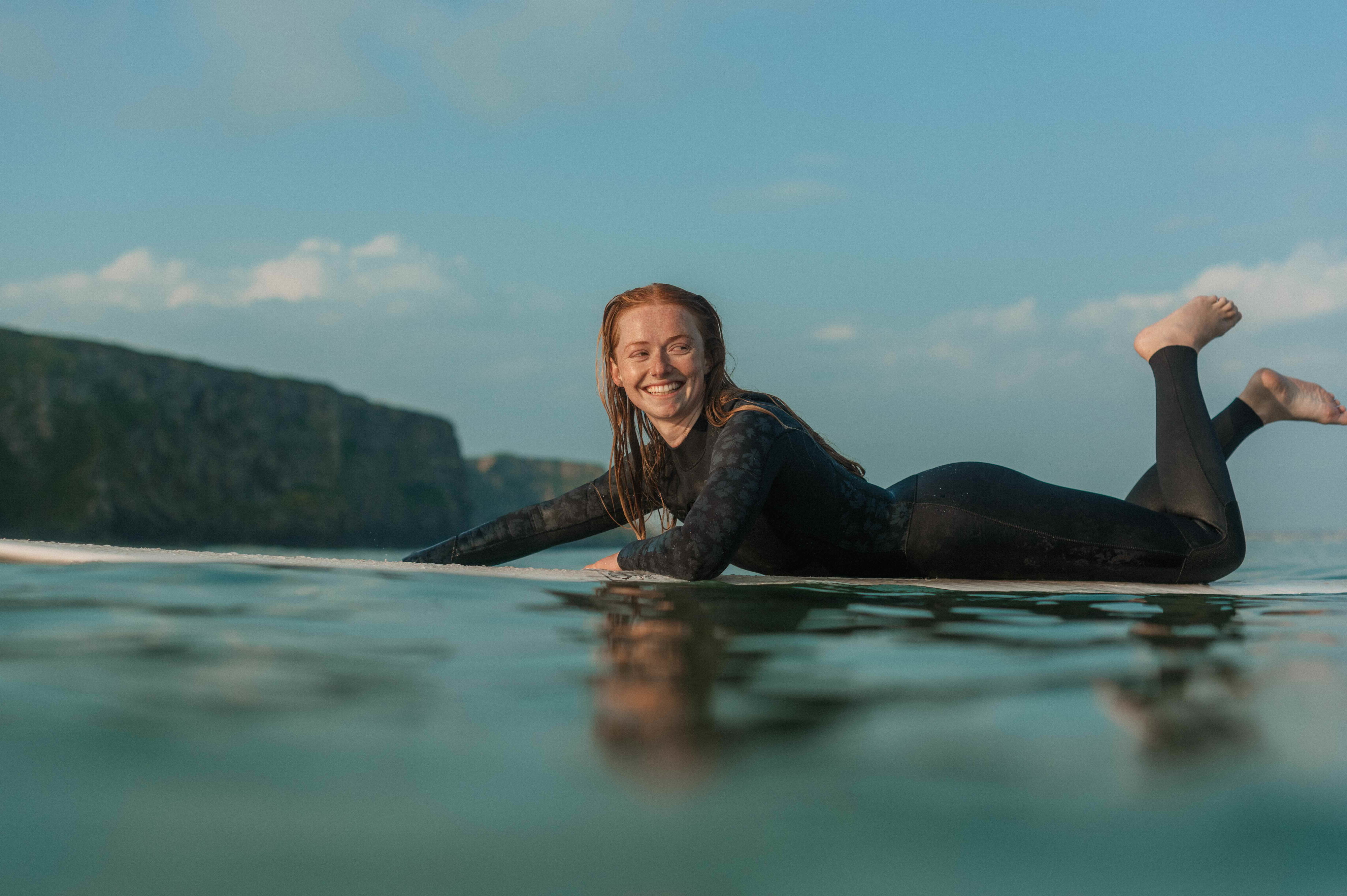 Find Your Perfect Roxy Wetsuit: A Comprehensive Guide