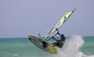 Windsurfing Will - FKA Wetsuit Will