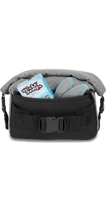 dakine sling pack